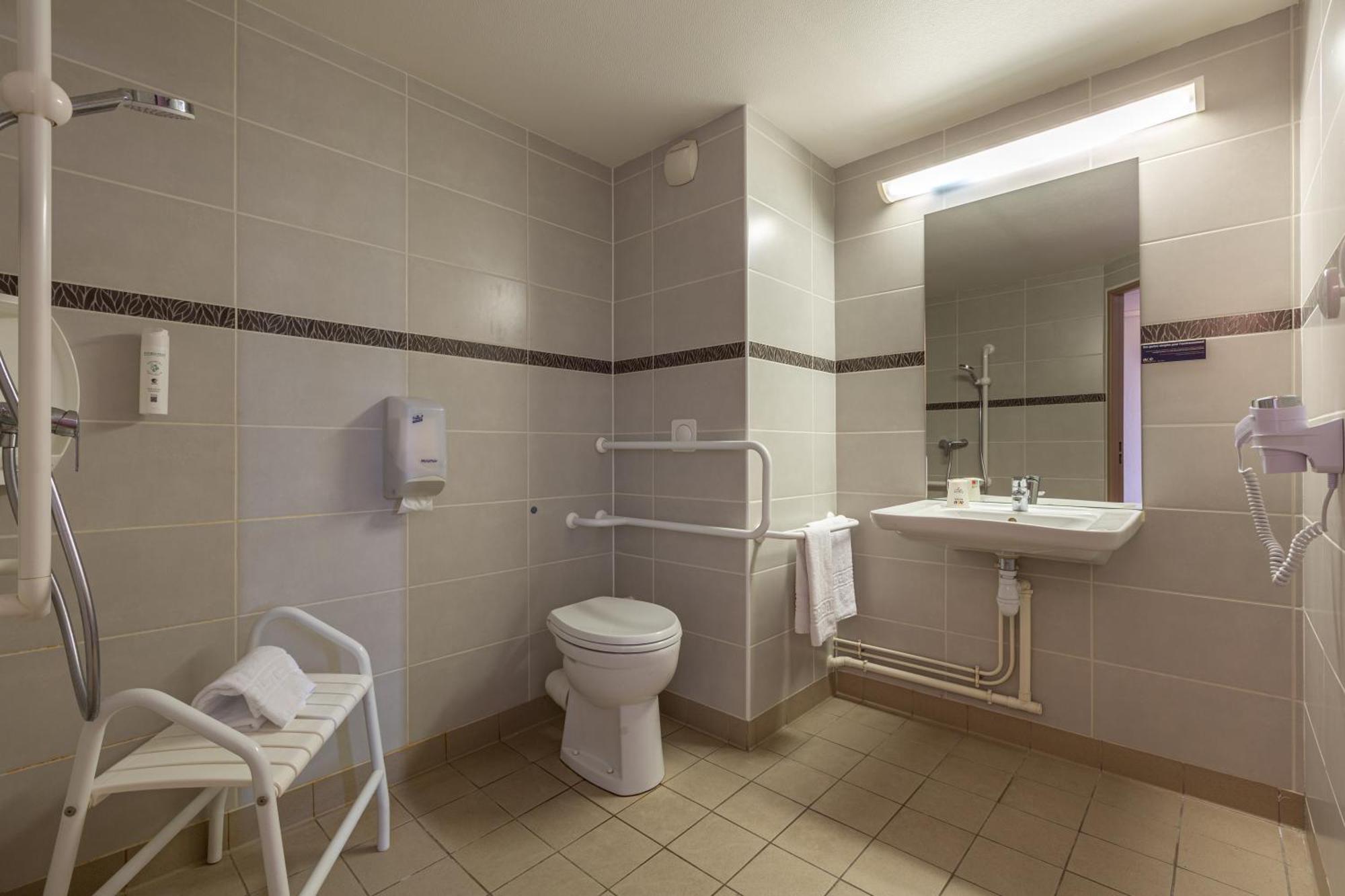 Ace Hotel Chateauroux Deols Exterior foto